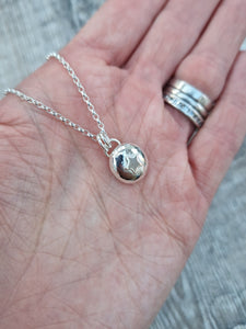 Sterling Silver Pebble Necklace with Silver Star