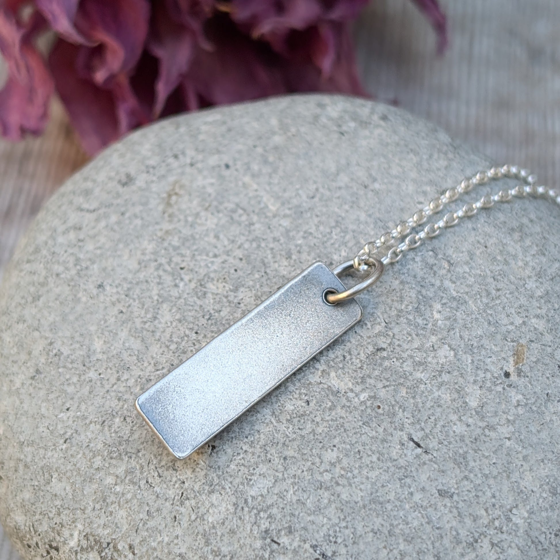 Rear of pendant is plain with an oxidised finish.