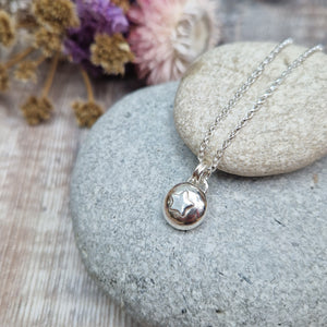 Sterling Silver Pebble Necklace with Silver Star