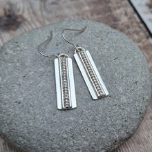 Load image into Gallery viewer, Sterling Silver Rectangle Decorative Wire Earrings