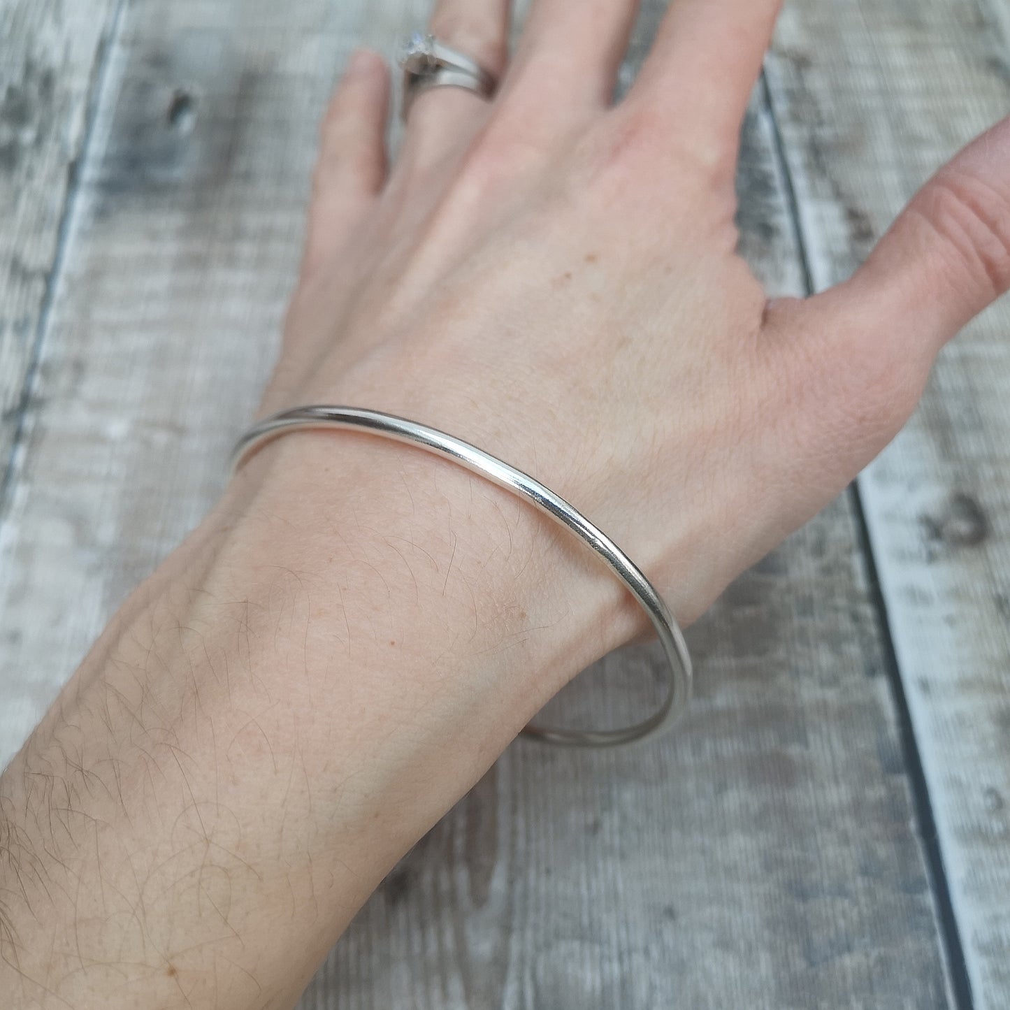 Sterling Silver Smooth Round Bangle