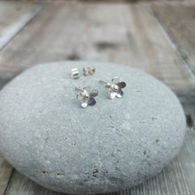 Load image into Gallery viewer, Sterling Silver Flower Stud Earrings
