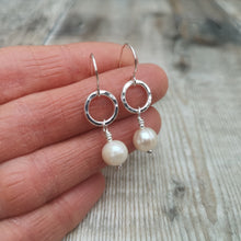 Load image into Gallery viewer, Sterling Silver Pearl and Circle Earrings